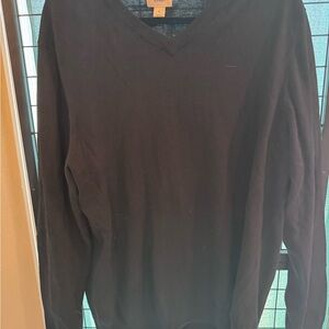 Men's V-Neck Sweater in Black
